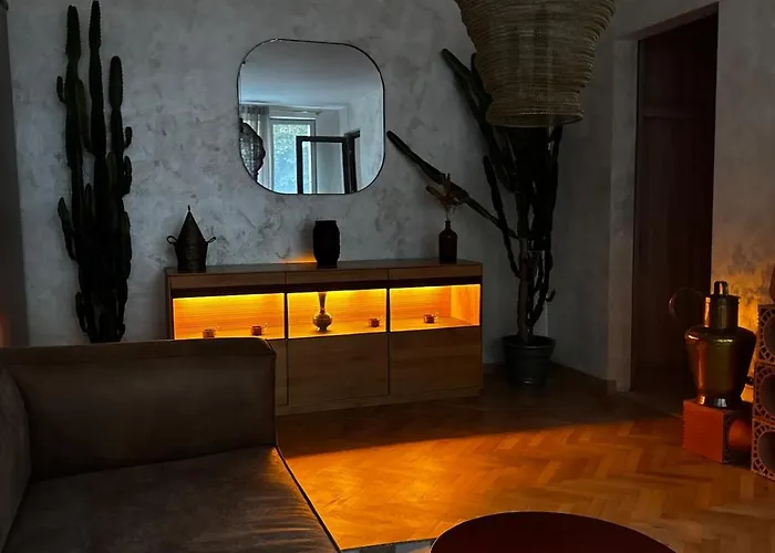 Cactus Boho Comfort Apartment